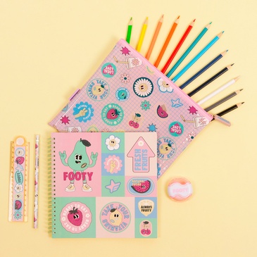 Set Escolar Incluye Cartuchera, Lapices, Regla, Lapiz Negro, Anotador  - Footy