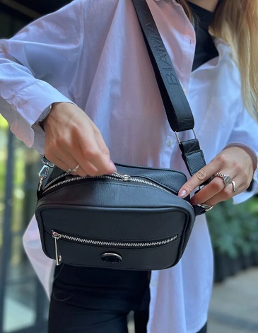 Bandolera Una Div.Bolsillo Externo Correa Desmontable  - Biama Bags
