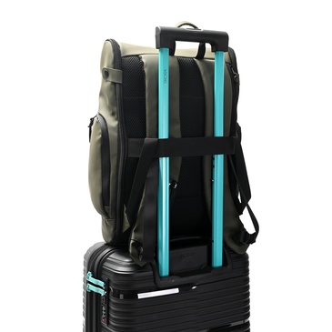 Mochila Desplegable Engomada 18 